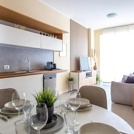 Vista Lido Retreat Apartment